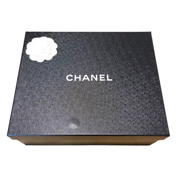 Chanel Empty Shoe Box Storage Gift Set Camellia Tissue Paper Card 12x10x4.5 - Picture 1 of 11